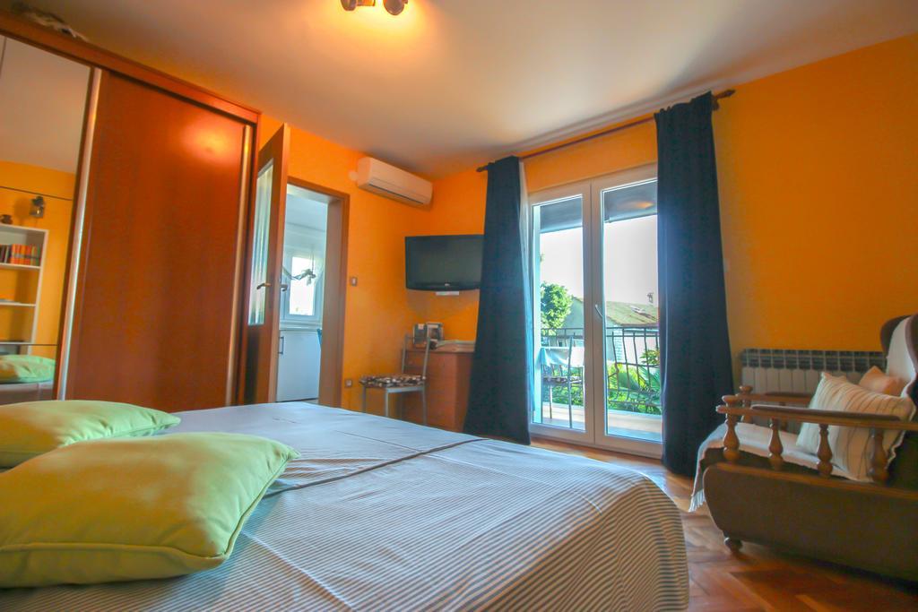 Apartments Mirta Ровинь Экстерьер фото